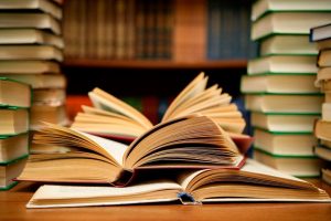 TALLER DE LITERATURA PARA CELEBRAR “EL DÍA INTERNACIONAL DEL LIBRO”