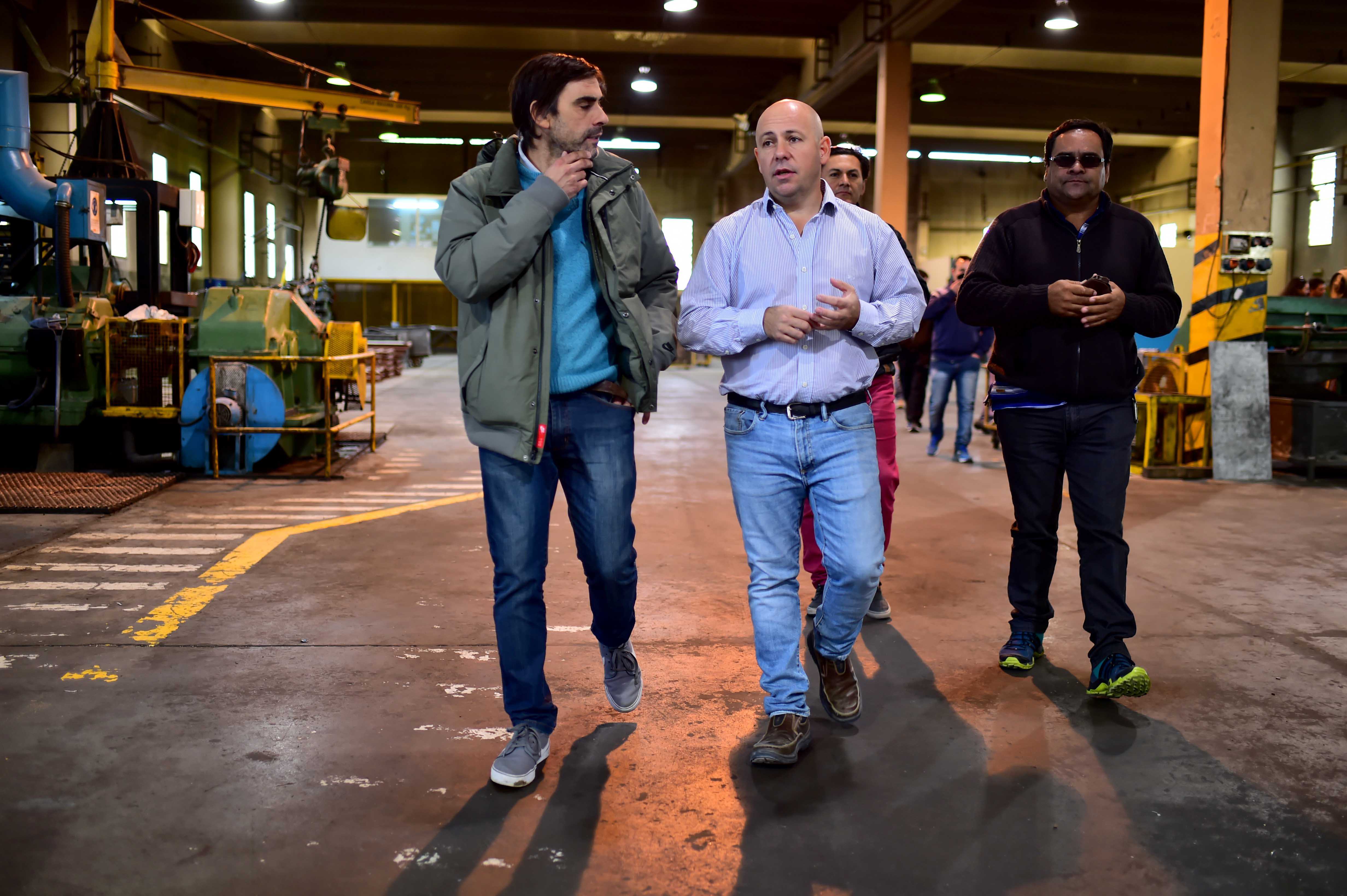 SASTRE VISITÓ LA METALÚRGICA “OLIVA”