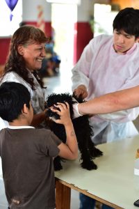 REALIZARON CAMPAÑA VACUNACIÓN GRATUITA PARA MASCOTAS EN EL BARRIO 21 DE ENERO