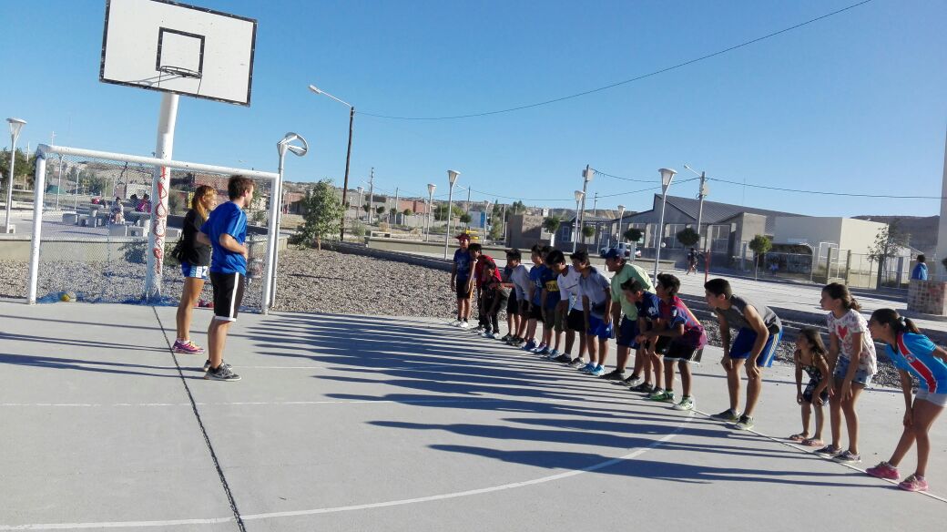 COMIENZA LA “FERIA DE DEPORTES” EN LOS BARRIOS