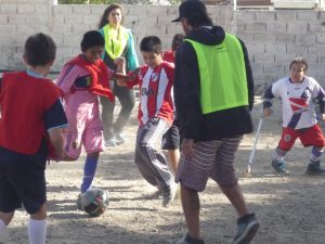 CADA VEZ MÁS CHICAS SE SUMAN AL “FÚTBOL VALORADO” JUVENIL