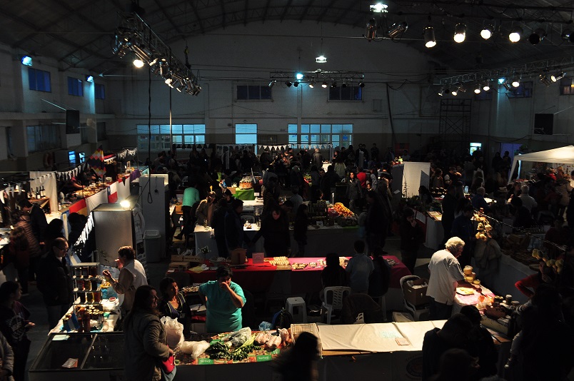 MADRYN AL PLATO X: FERIA DE PRODUCTORES Y DISEÑO