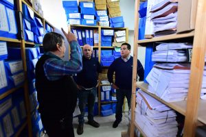 SASTRE RECORRIÓ EL ARCHIVO GENERAL DEL MUNICIPIO
