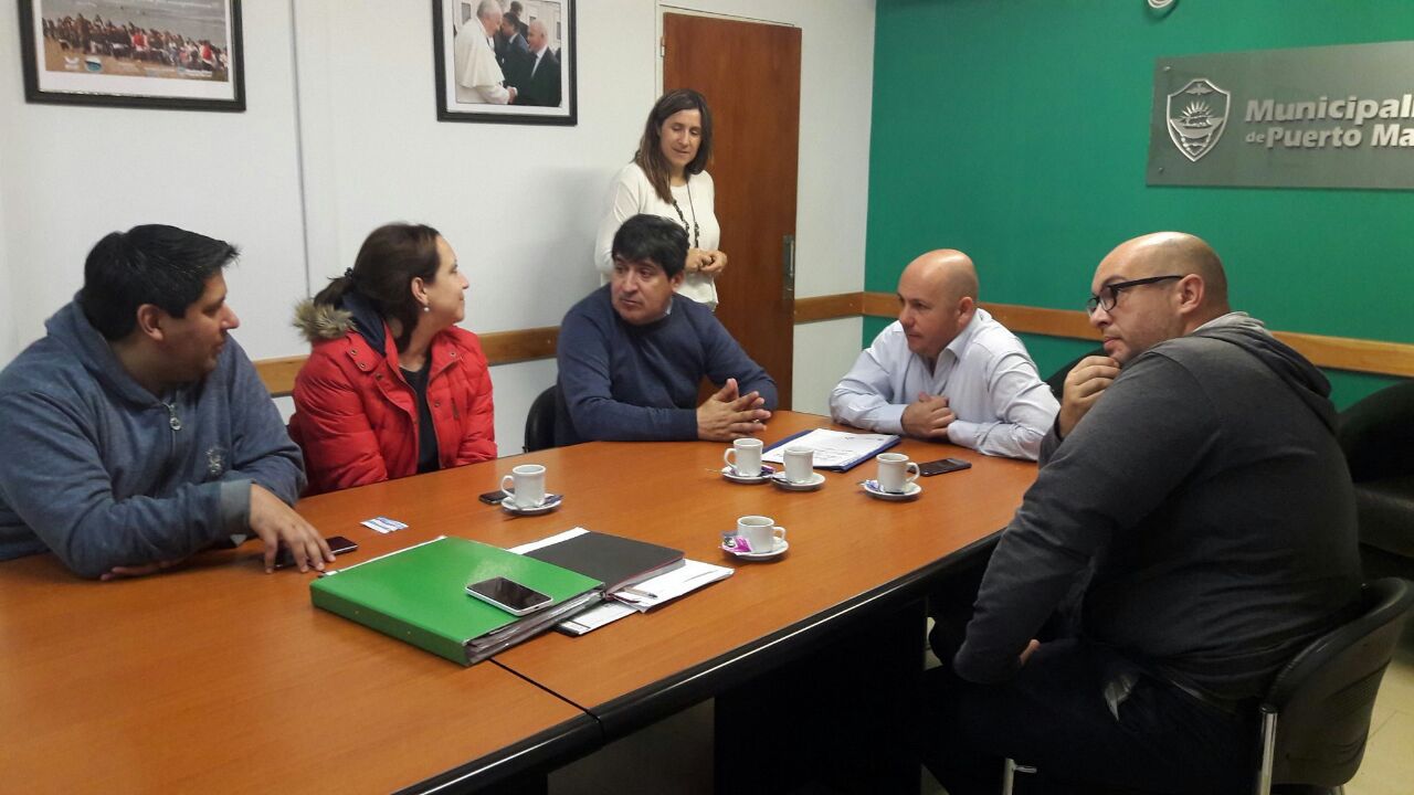 SASTRE EVALUÓ CON EL TITULAR DE OBRAS POR COOPERATIVAS DEL IPV EL COMPLEJO DE VIVIENDAS BAJO MODALIDAD DE AUTOCONSTRUCCIÓN