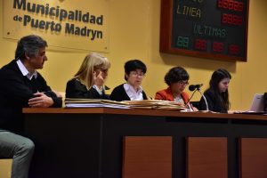 APERTURAS DE SOBRES DE OFRECIMIENTOS DE TIERRAS PARA USO COMERCIAL Y CONSTRUCCIÓN DE VIVIENDAS UNIFAMILIARES 
