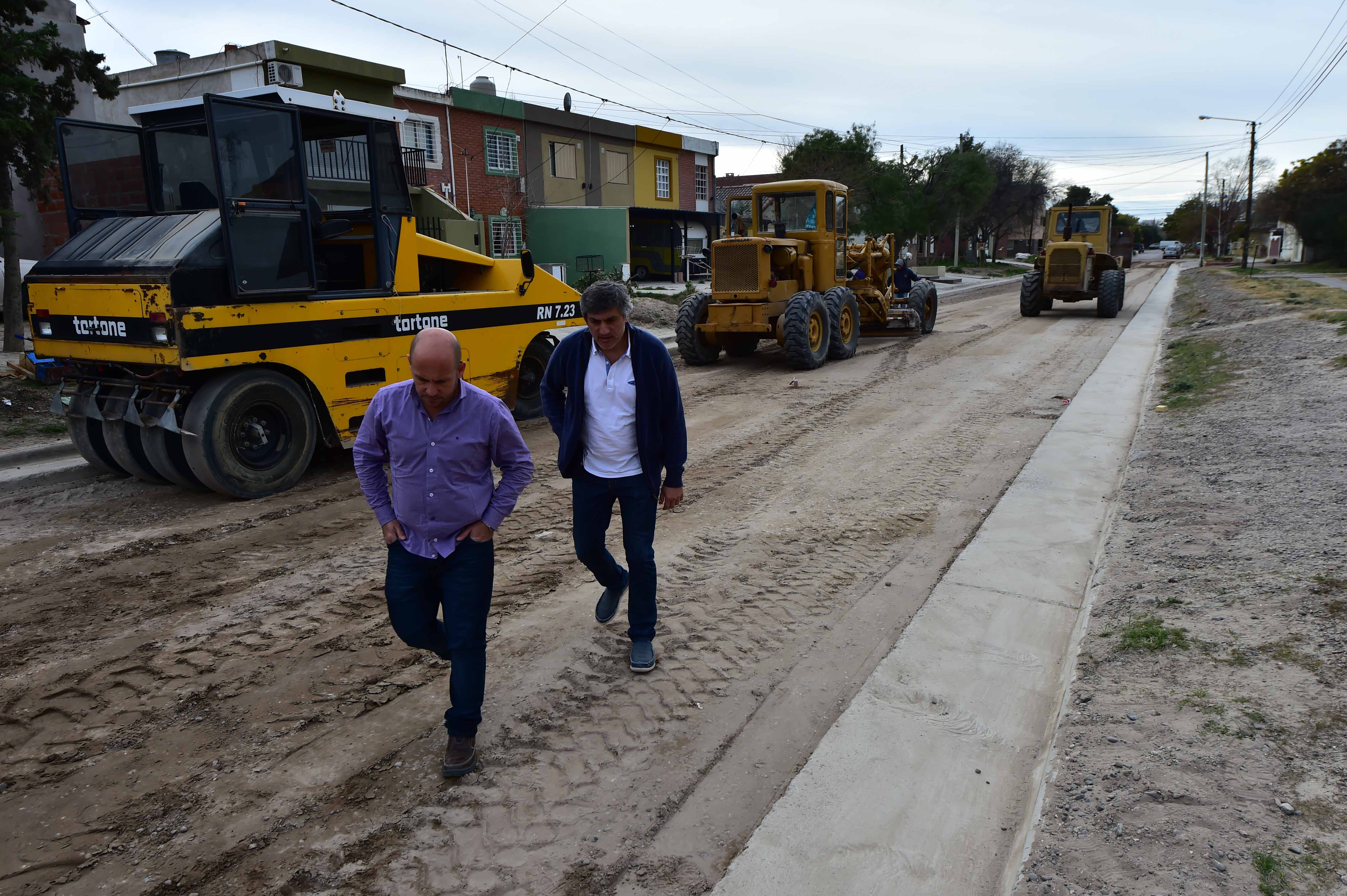 EL INTENDENTE DESTACÓ EL INICIO DE OBRAS DE ASFALTO