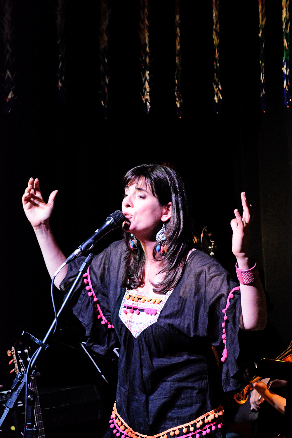 GEORGINA HASSAN SE PRESENTÓ EN EL TEATRO DEL MUELLE
