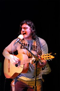 EXCELENTE CONCIERTO DE “TIERRA VIVA” EN EL TEATRO DEL MUELLE