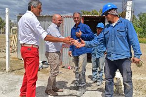 SASTRE INAUGURÓ MÁS CUADRAS DE ASFALTO Y ANUNCIÓ OBRAS EN EL HISTÓRICO BARRIO PORVENIR