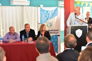 SASTRE JUNTO A IGNACIO HERNÁNDEZ EN LA APERTURA DE LA SALA DE SITUACIÓN DE SALUD LOCAL