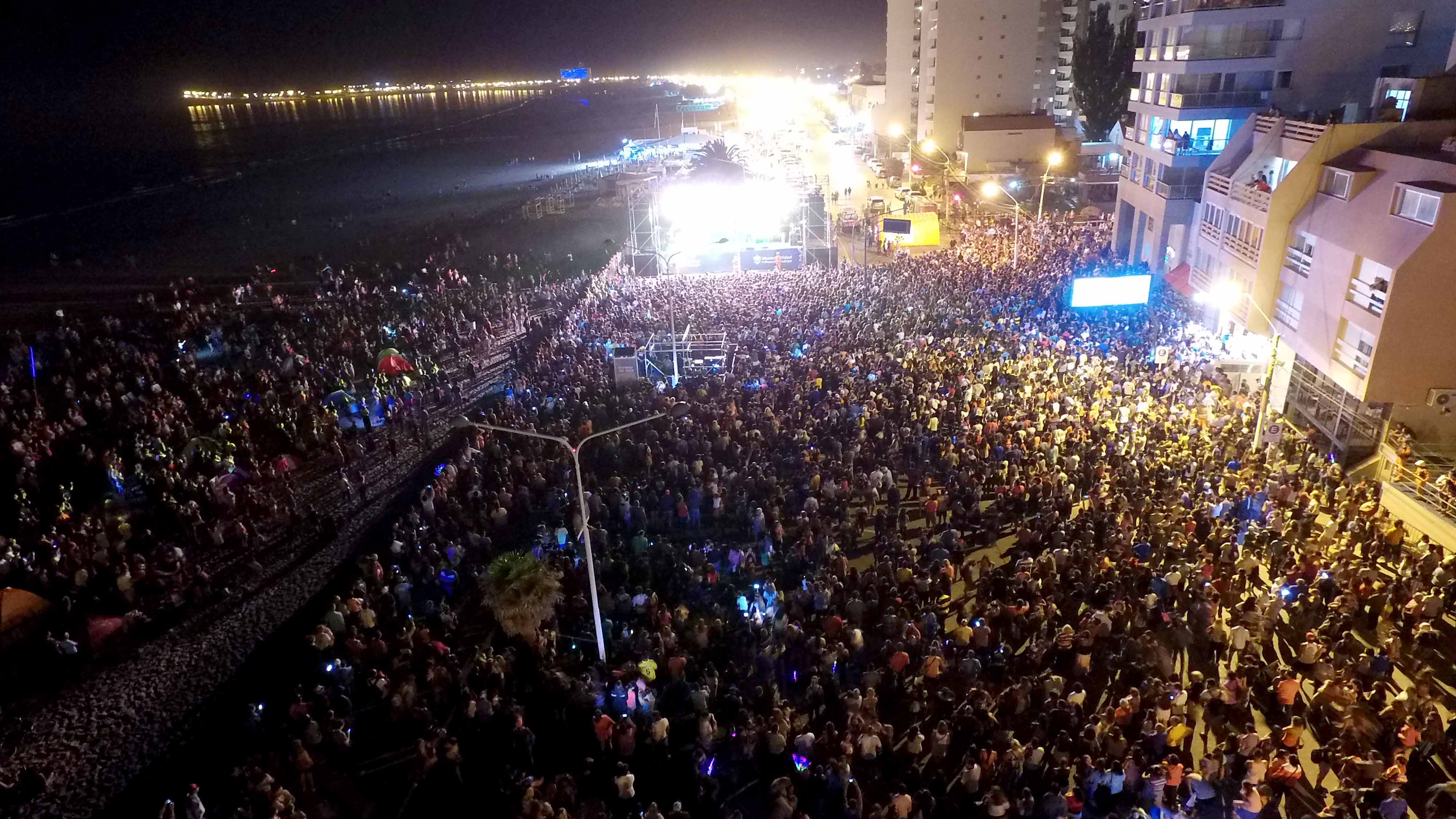 PRIMER SHOW DEL VERANO: LLEGA EL CUARTETO DE “LA KONGA” A LA COSTA DE MADRYN 