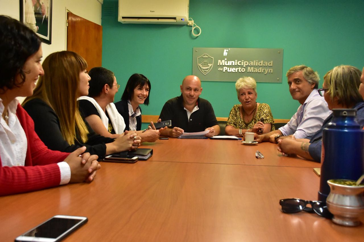 SASTRE ANUNCIÓ QUE SE REUBICARÁ EL TRADICIONAL “PASEO DE ARTESANOS”