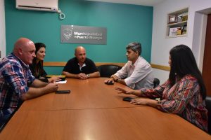 SASTRE CON AUTORIDADES DE LA ESCUELA POLITÉCNICA