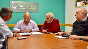 SASTRE FIRMÓ CONVENIO POR LAS OBRAS DE ENERGÍA DE LOS BARRIOS PERÓN Y PROGRESO