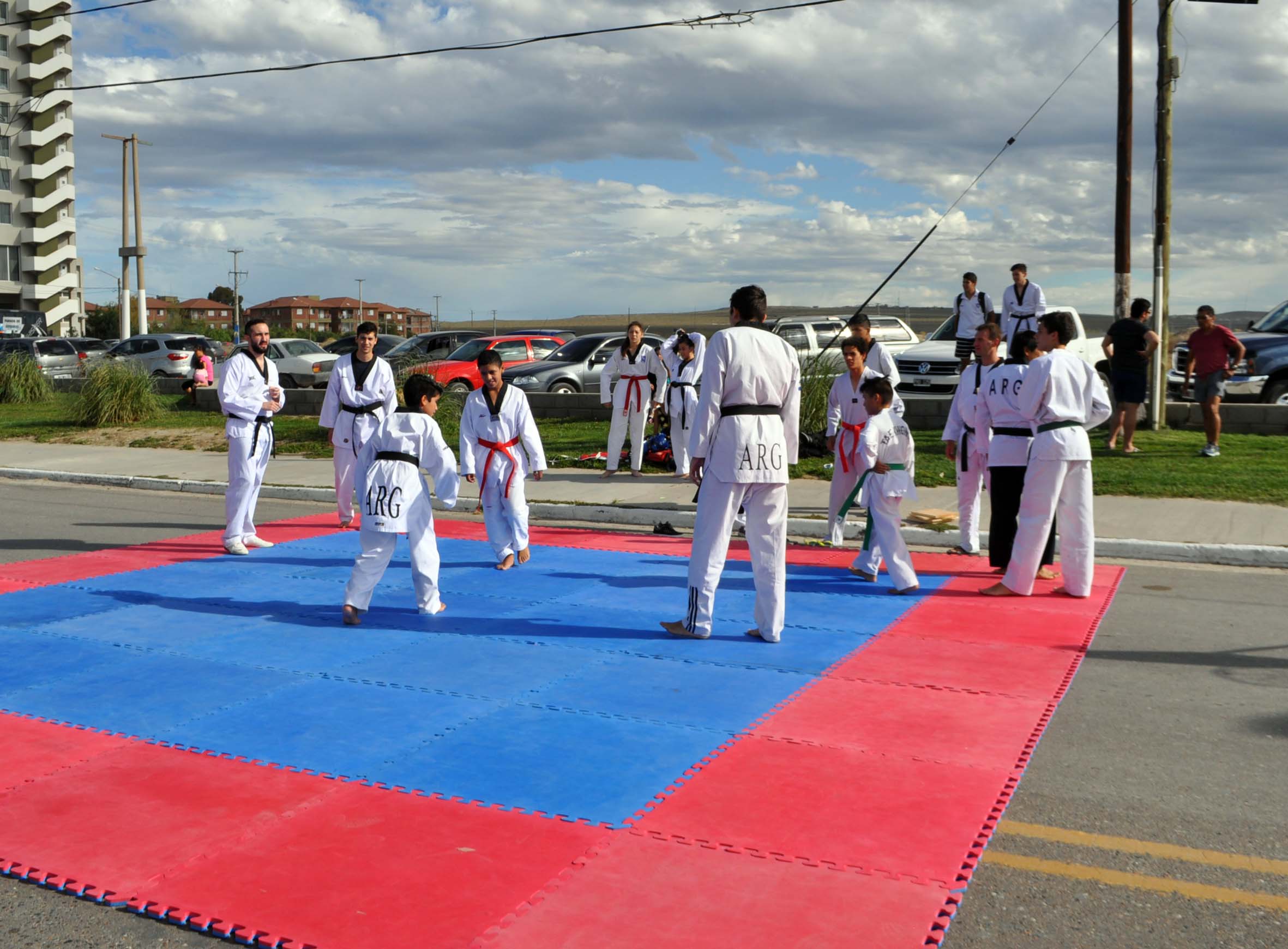 CHARLAS Y SEMINARIOS EN LA PRIMERA EXPO DEPORTES