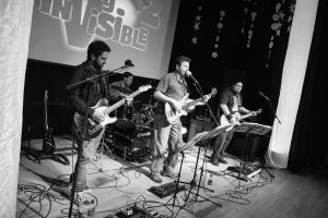 DOS Y LA INVISIBLE EN EL CICLO “NUESTROS MÚSICOS”
