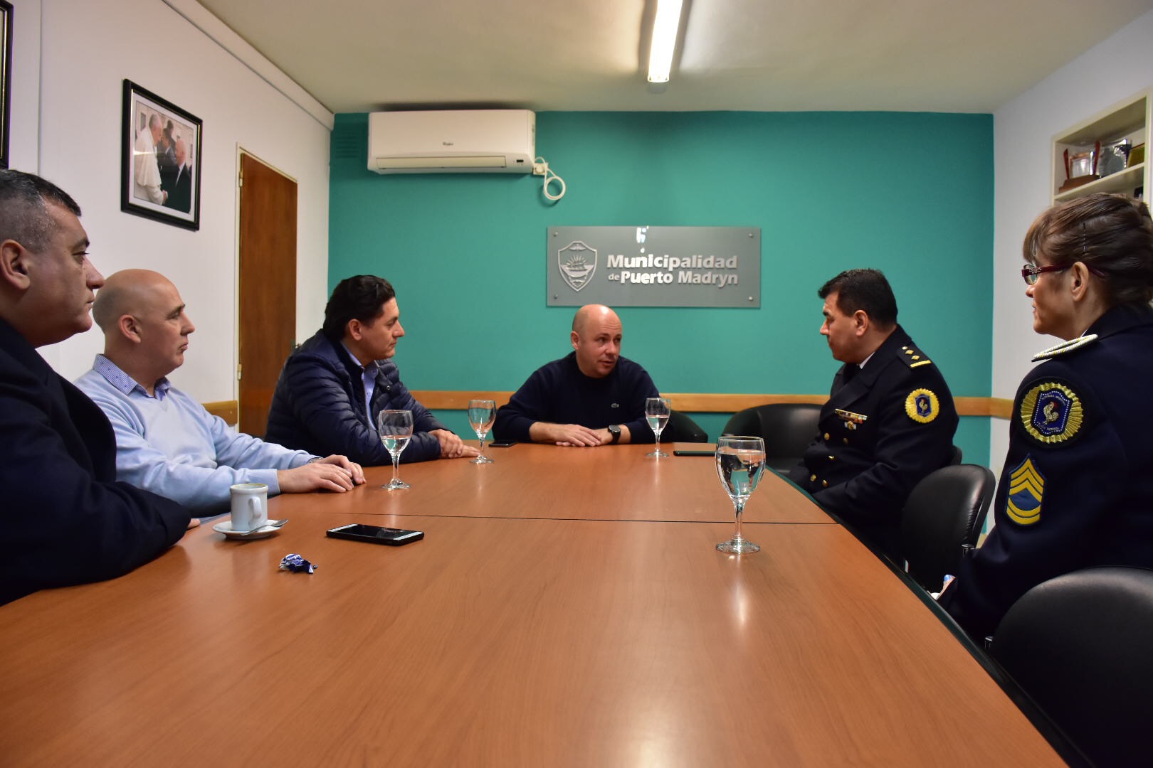 SASTRE CON REFERENTES DE LA POLICÍA FEDERAL