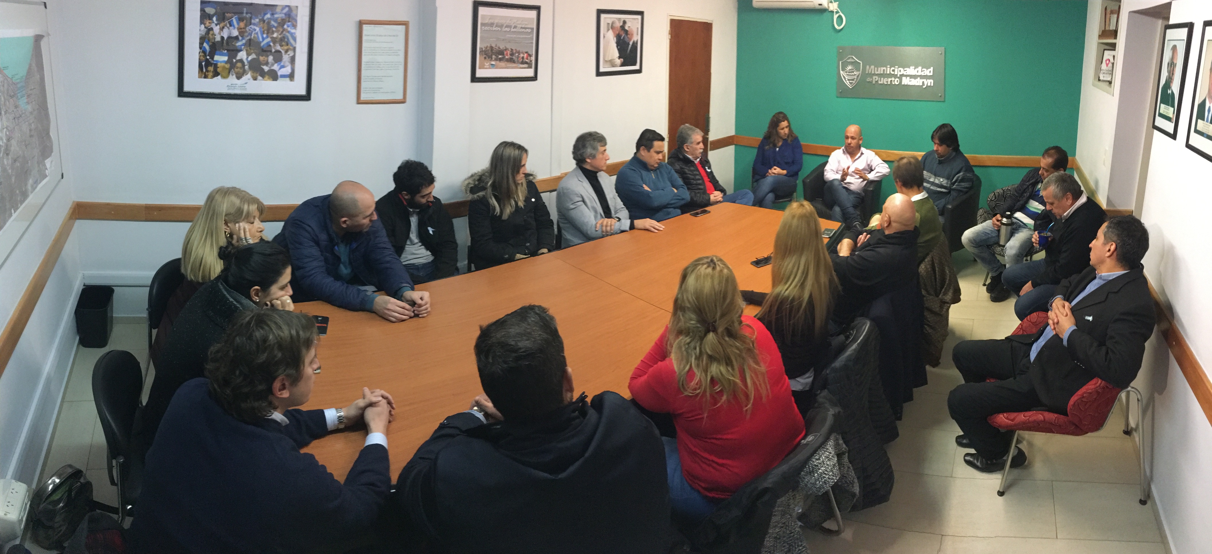 SASTRE REUNIÓ A SU GABINETE PENSANDO EN PRÓXIMOS OBJETIVOS