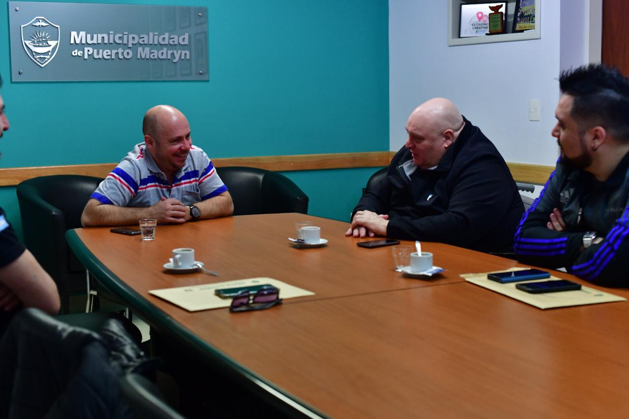 SASTRE RECIBIÓ A REPRESENTANTES DE SMATA EN CHUBUT