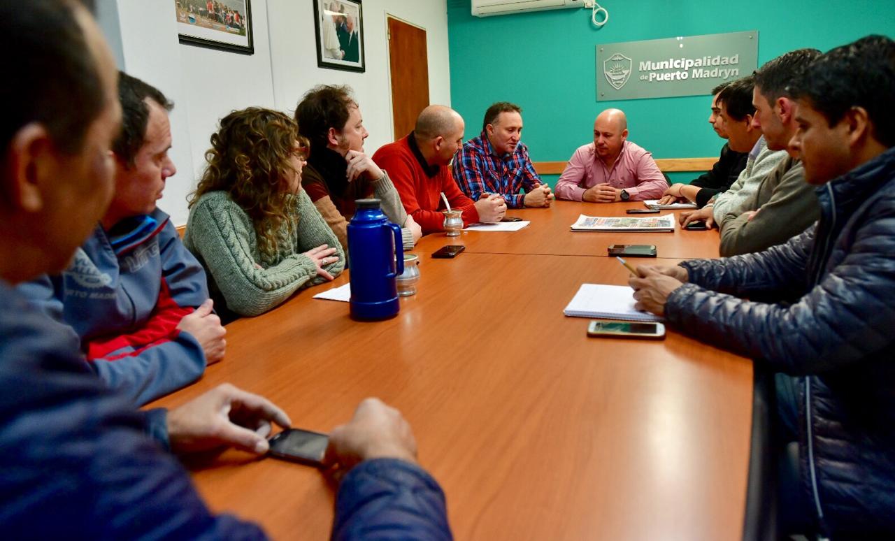SASTRE CON EL EQUIPO DE “VUELTA BALLENAS 2018”
