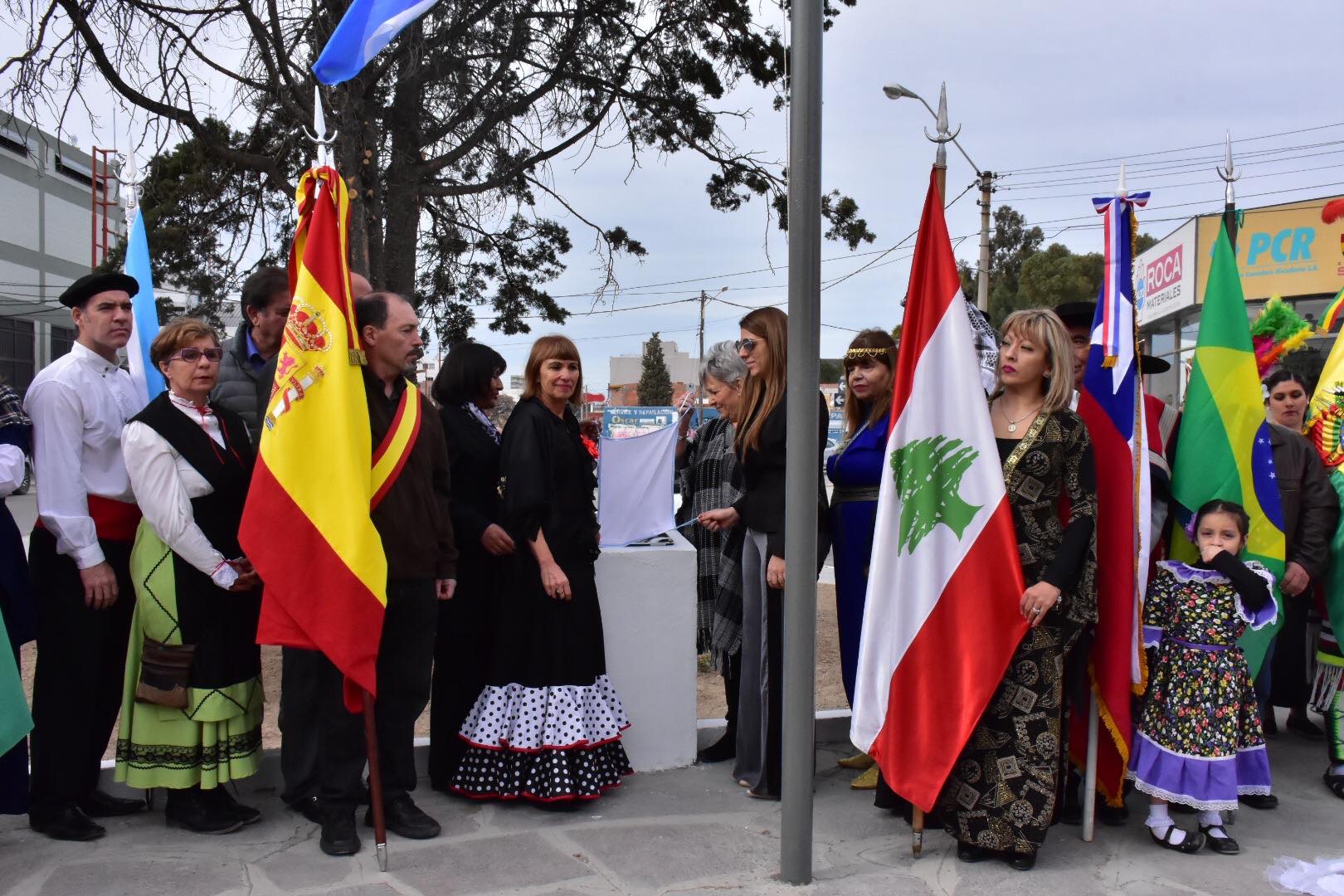 PUERTO MADRYN CONMEMORÓ EL DÍA DEL INMIGRANTE 