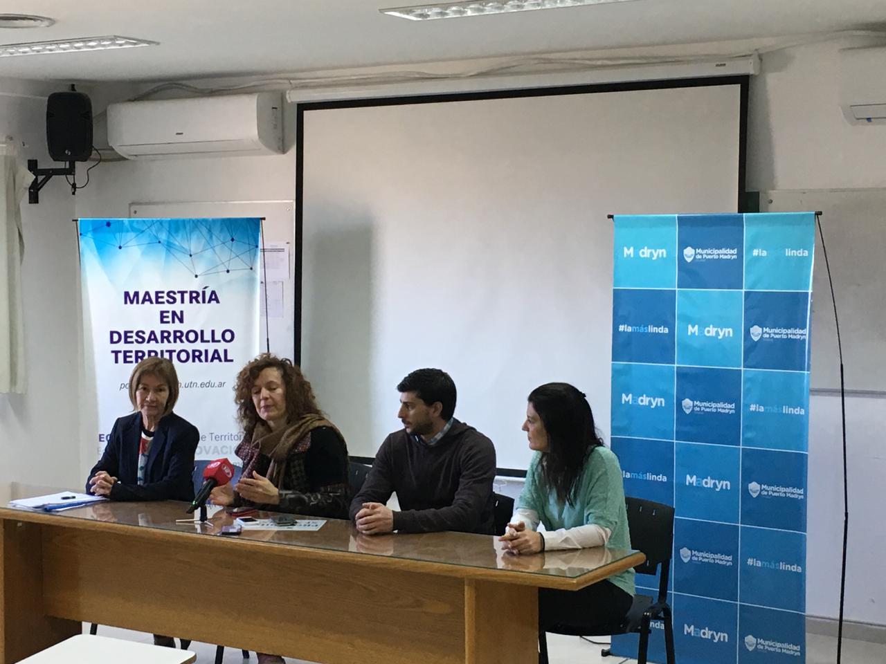 AUTORIDADES MUNICIPALES PARTICIPARON DE LA CHARLA SOBRE PROCESOS DE DESARROLLO TERRITORIAL
