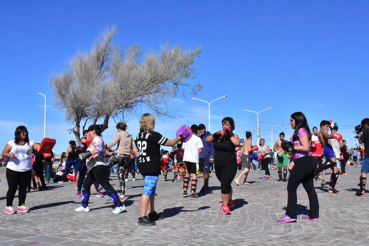 ¡EL VIERNES FESTEJAMOS LA PRIMAVERA EN LA COSTA! 
