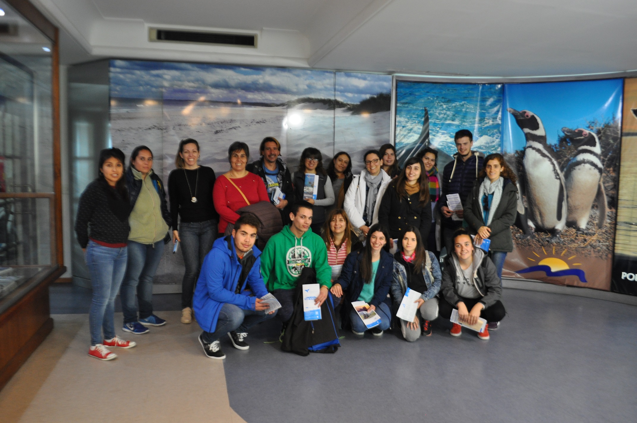 ESTUDIANTES DE BUENOS AIRES Y SANTA FE VISITARON LA SECRETARÍA DE TURISMO  