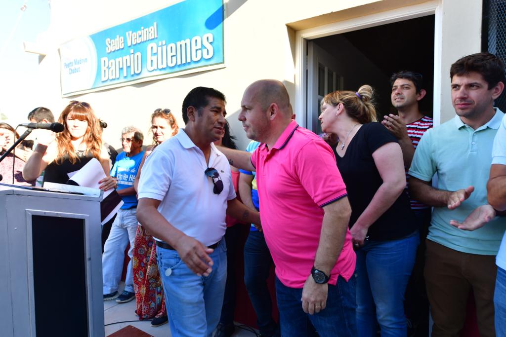 SASTRE INAUGURÓ LA JUNTA VECINAL DEL BARRIO GÜEMES