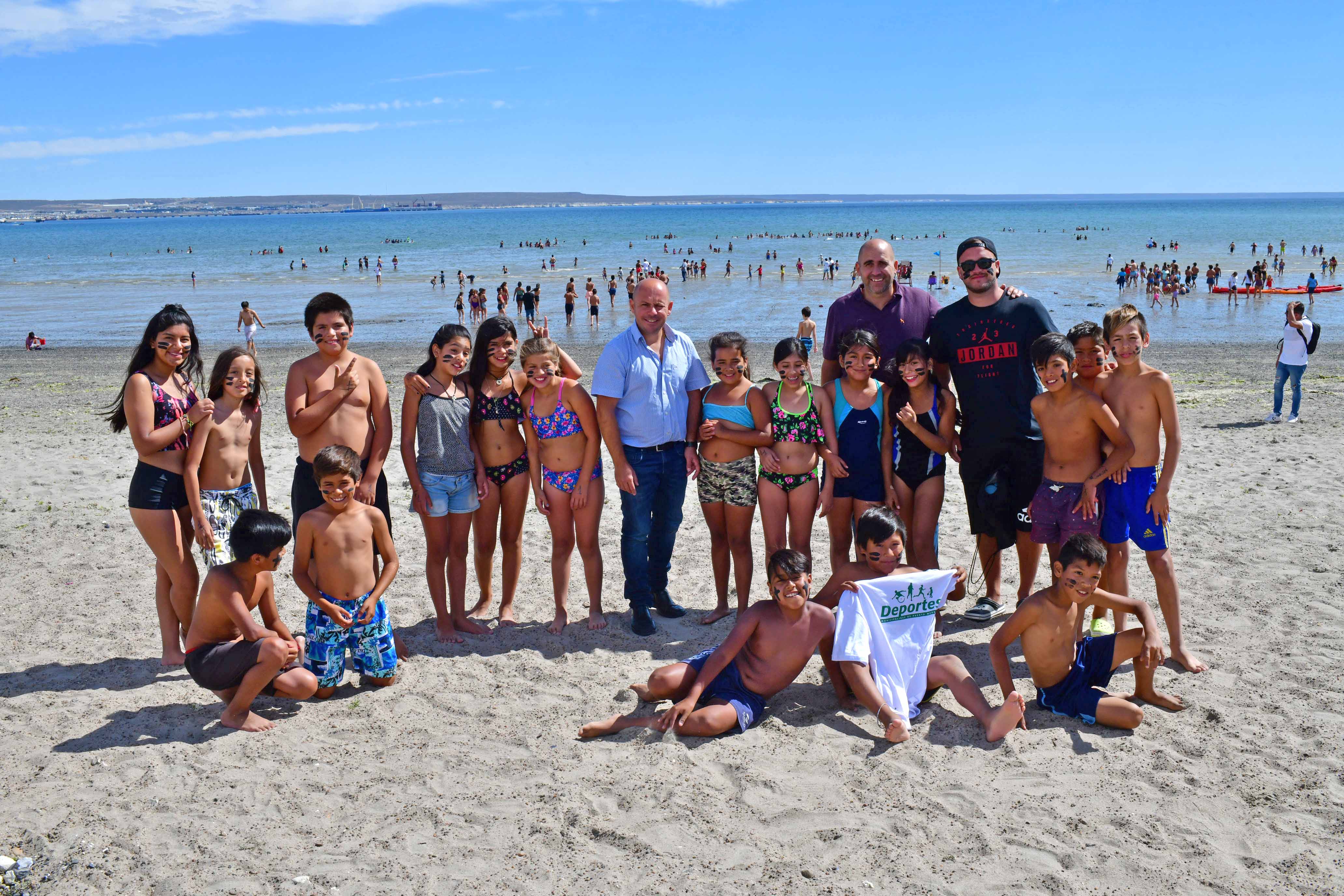 SASTRE: “TENEMOS MÁS DE TRES MIL CHICOS DE TODOS LOS BARRIOS DISFRUTANDO DE LA COLONIA EN LA PLAYA”