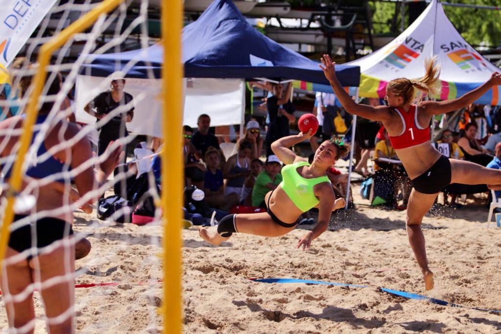 SE VIENE UN FIN DE SEMANA A PURO BEACH HANDBALL