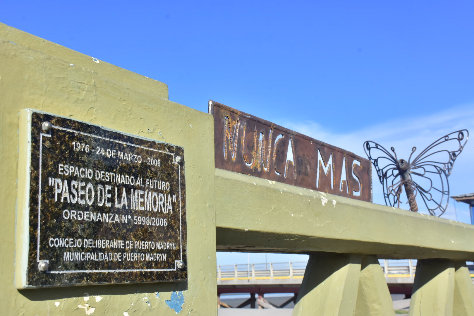 JORNADA DE REFLEXIÓN E INTERVENCIONES CULTURALES EN MADRYN A 43 AÑOS DEL GOLPE CÍVICO MILITAR 