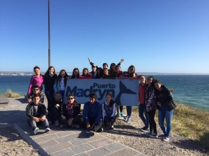 ESTUDIANTES DE CORCOVADO DE VISITA EN PUERTO MADRYN