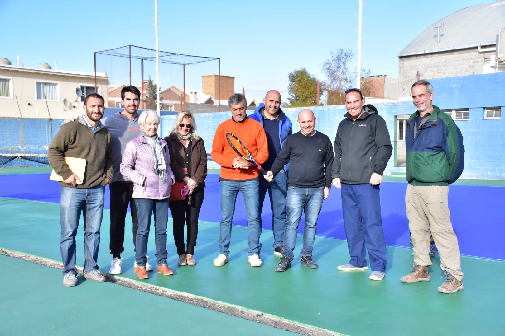 SASTRE ENTREGÓ APORTE AL CLUB DE TENIS