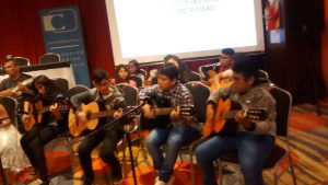 LA ORQUESTA INFANTIL DE MÚSICA INDÍGENA SE PRESENTÓ EN EL HOTEL RAYENTRAY