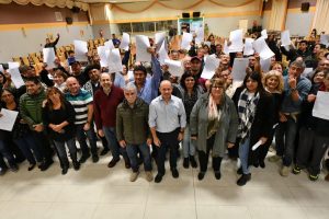 SASTRE ENTREGÓ TÍTULOS A MÁS DE CIEN FAMILIAS DE PRODUCTORES LOCALES