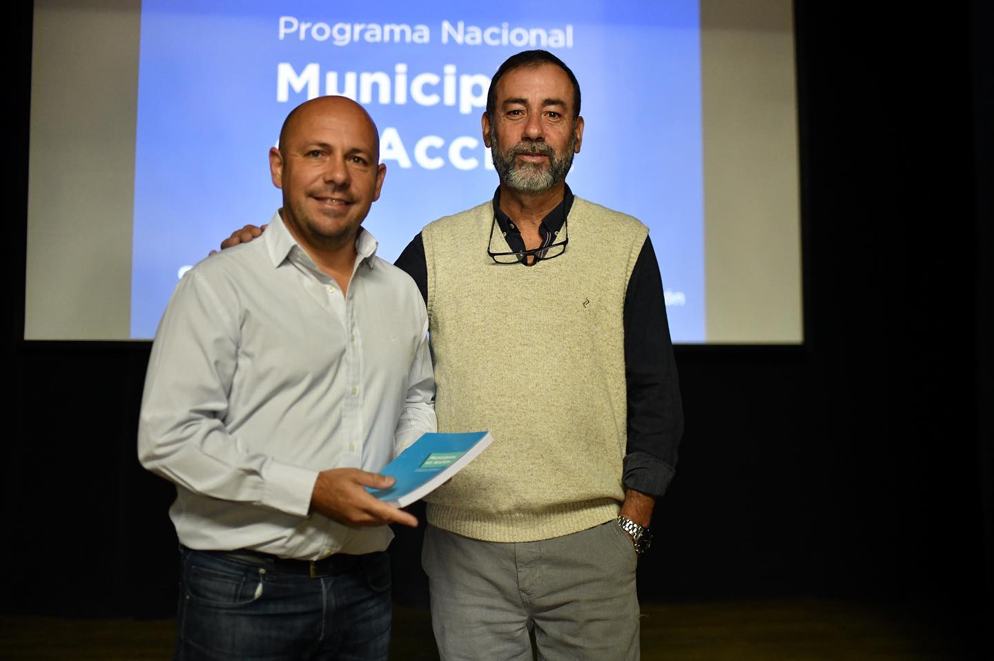 SASTRE EN LA PRESENTACIÓN DEL MANUAL DE “MUNICIPIOS EN ACCIÓN”