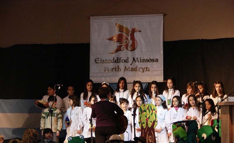 INVITAN AL EISTEDDFOD MIMOSA PORTH MADRYN 2019