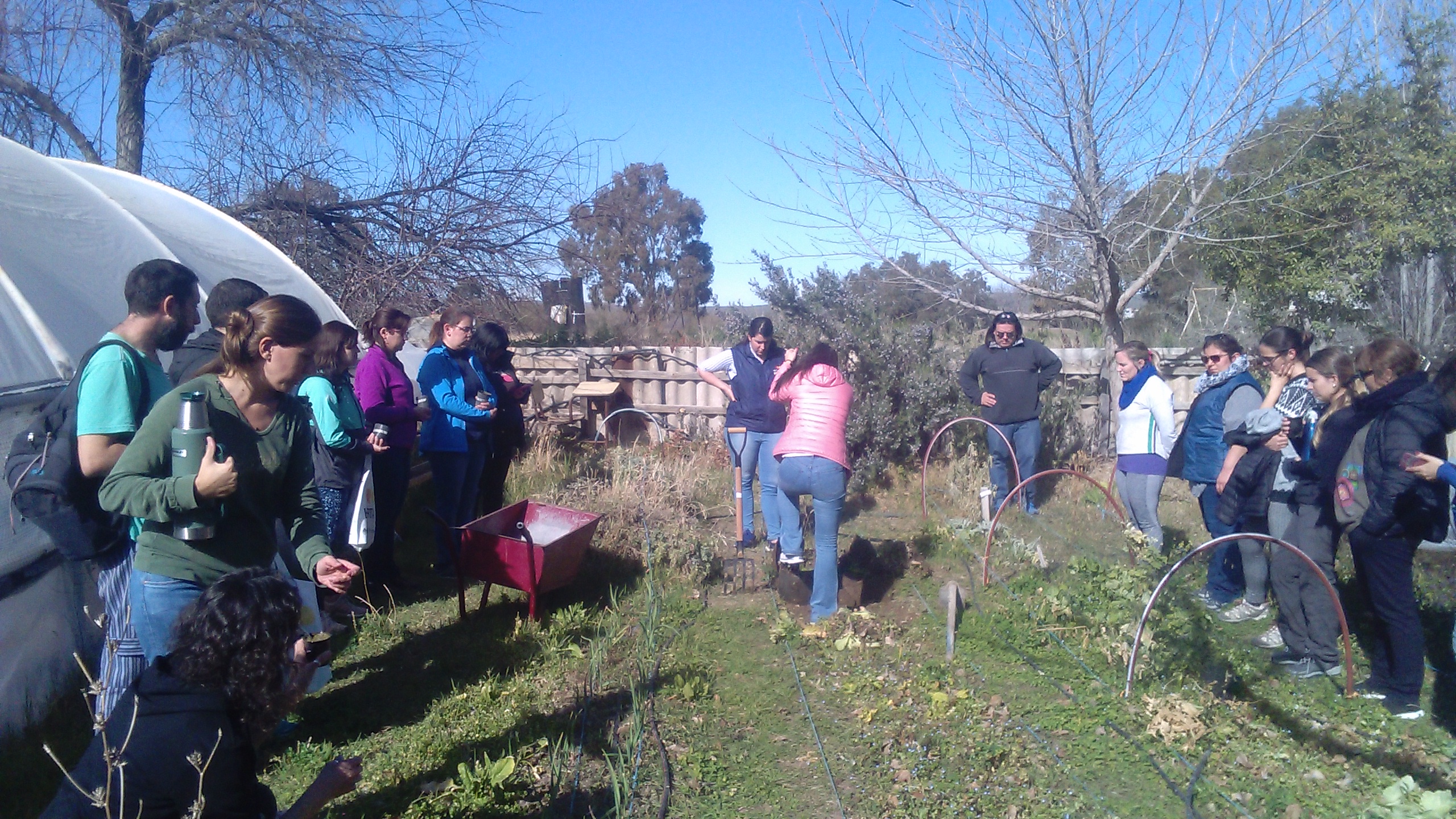 COMENZÓ EL TALLER “AMBIENTE Y SALUD A PARTIR DE LA HUERTA”