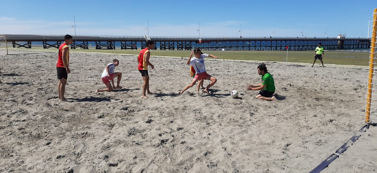SE REALIZÓ EL ÚLTIMO TORNEO DE FÚTBOL PLAYA DEL AÑO
