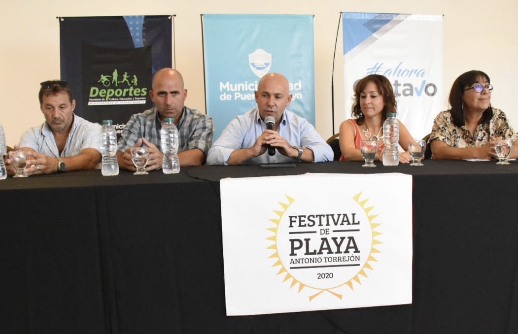SASTRE PRESENTÓ FESTIVAL DE PLAYA “ANTONIO TORREJÓN”