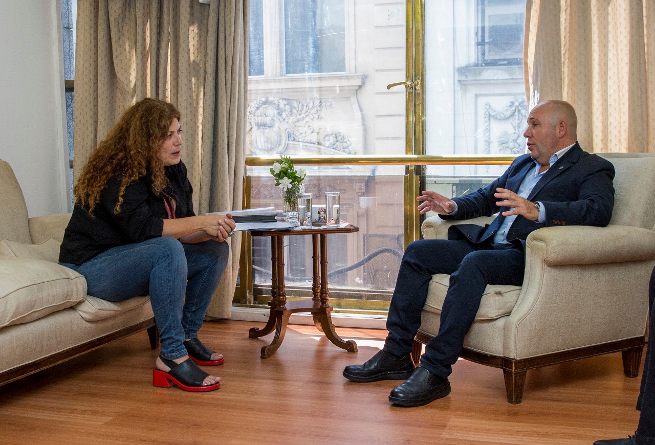 SASTRE SE REUNIÓ CON LA TITULAR DE LA SEDRONAR