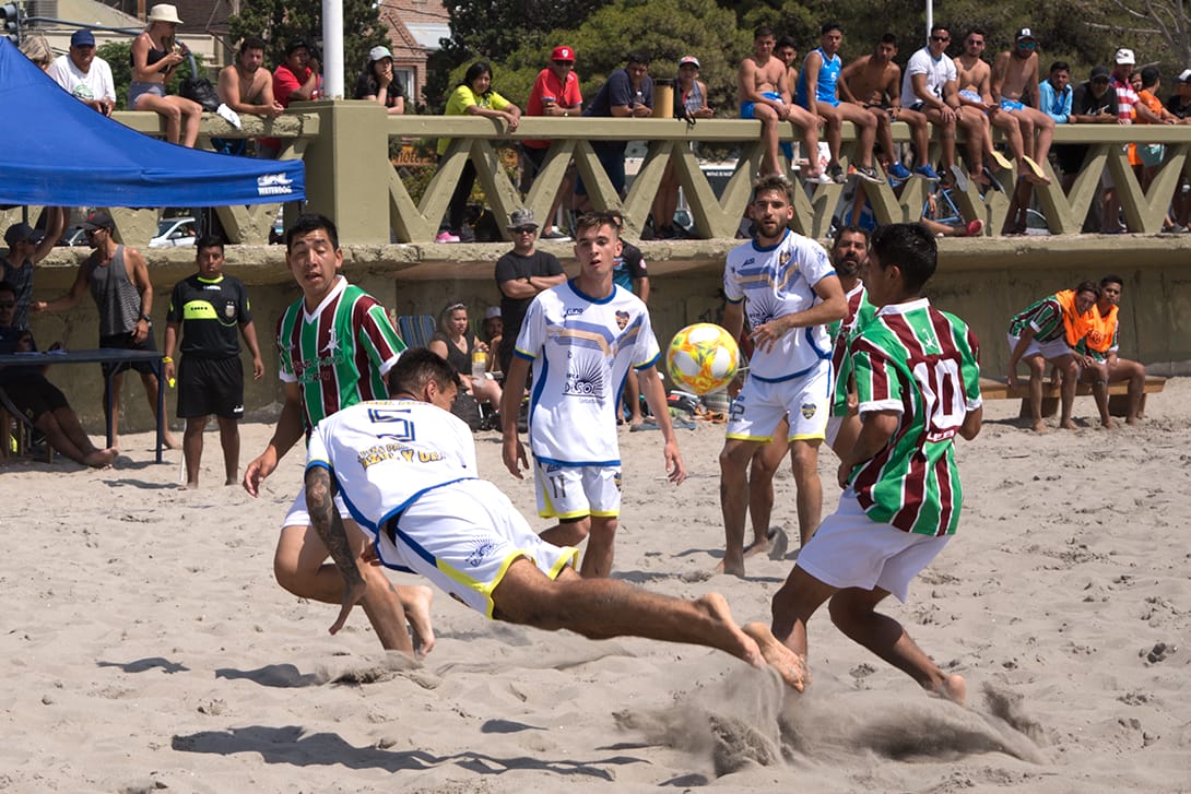 EL CIRCUITO PATAGÓNICO DE FÚTBOL PLAYA SIGUE EN NEUQUÉN