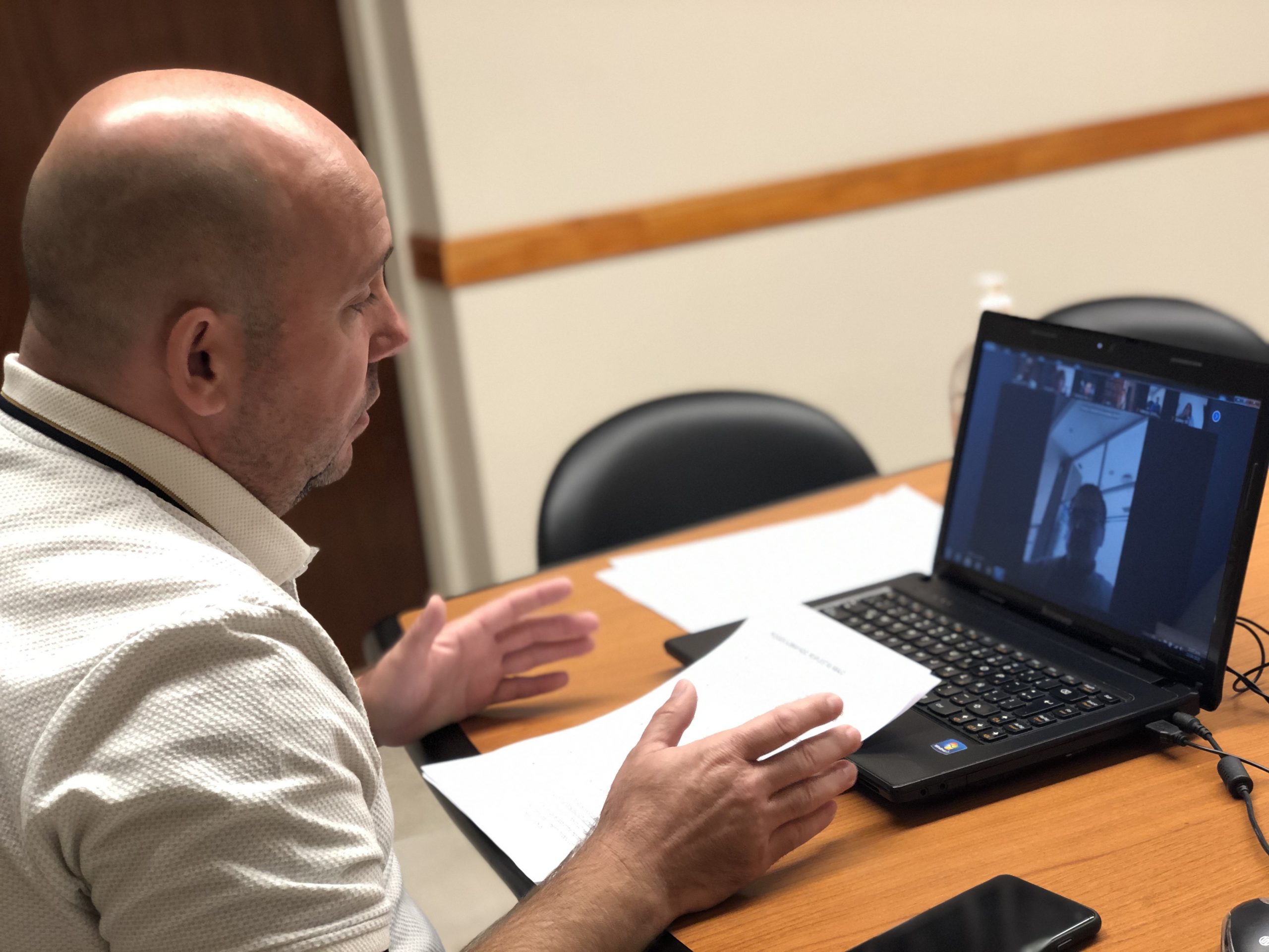 GUSTAVO SASTRE MANTUVO UNA REUNIÓN VIRTUAL CON EL SECTOR TURÍSTICO DE PUERTO MADRYN