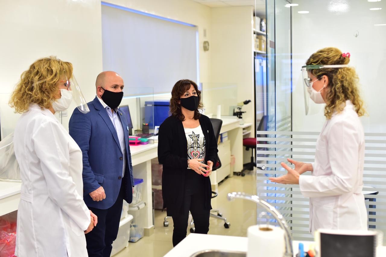 SASTRE DESTACÓ EL TRABAJO DE LABORATORIO LOCAL FRENTE A LA PANDEMIA