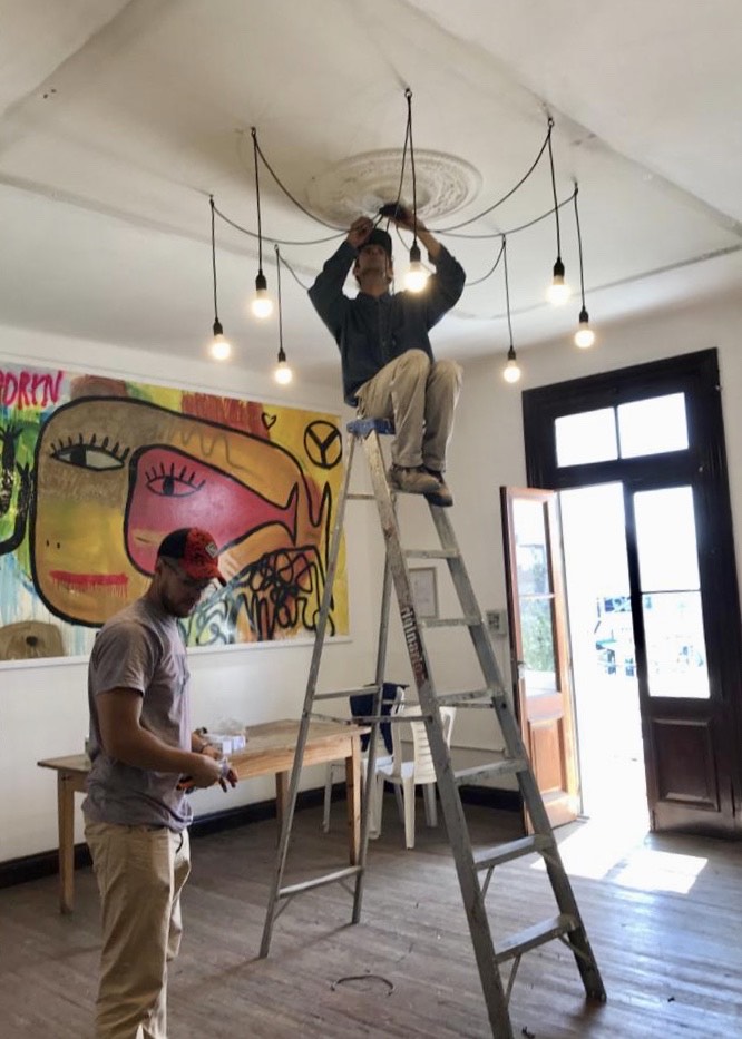 SASTRE SUPERVISÓ LAS TAREAS DE RECUPERACIÓN DE LA CASA DE LA CULTURA