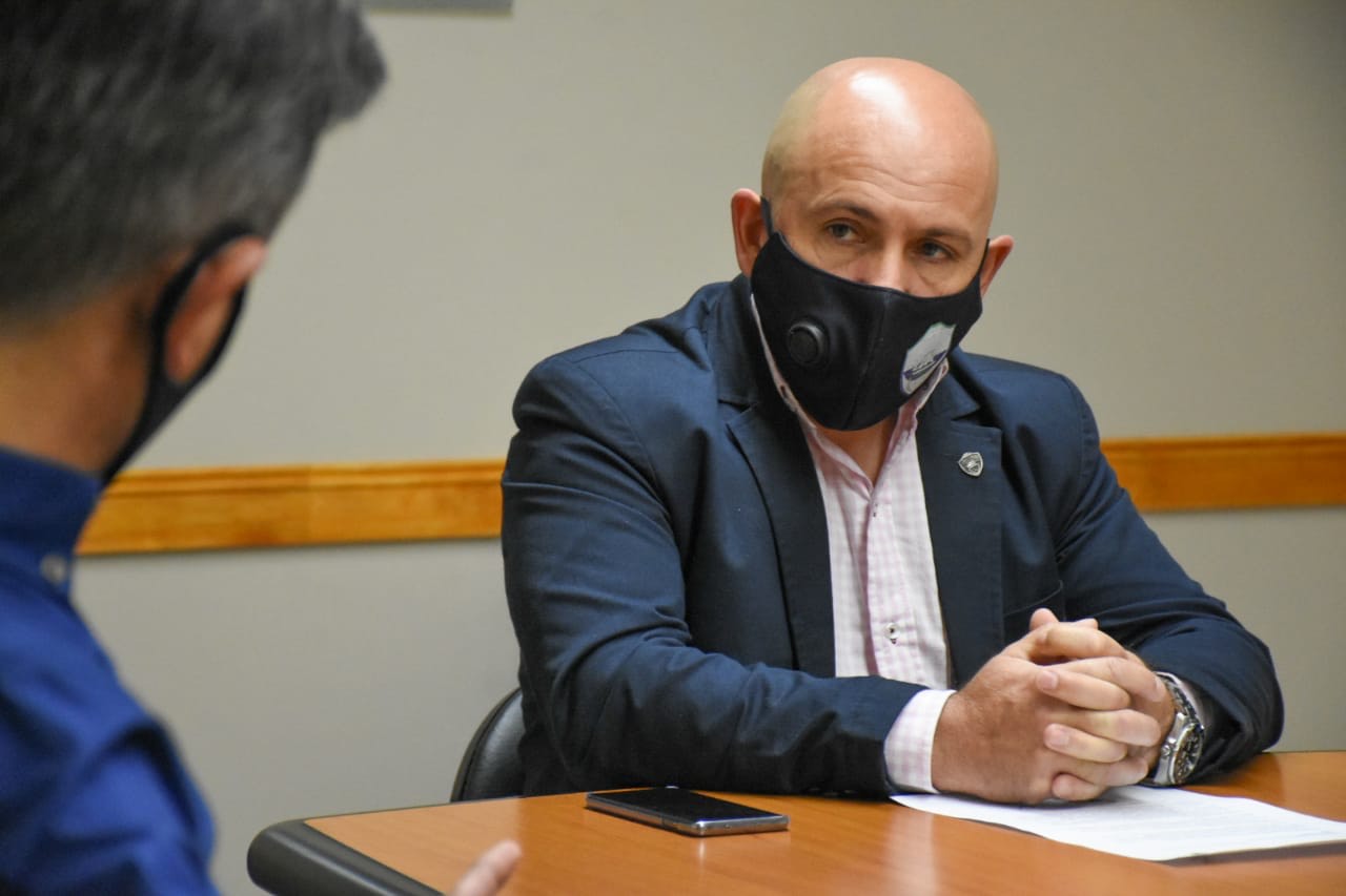 SASTRE SOLICITÓ LIBRE CIRCULACIÓN CON PUERTO PIRÁMIDES