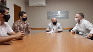SASTRE FIRMÓ CONVENIO CON LA CÁMARA DE COMERCIO LGBT PARA TRABAJAR MANCOMUNADAMENTE EN TURISMO, DEPORTES Y CULTURA 
