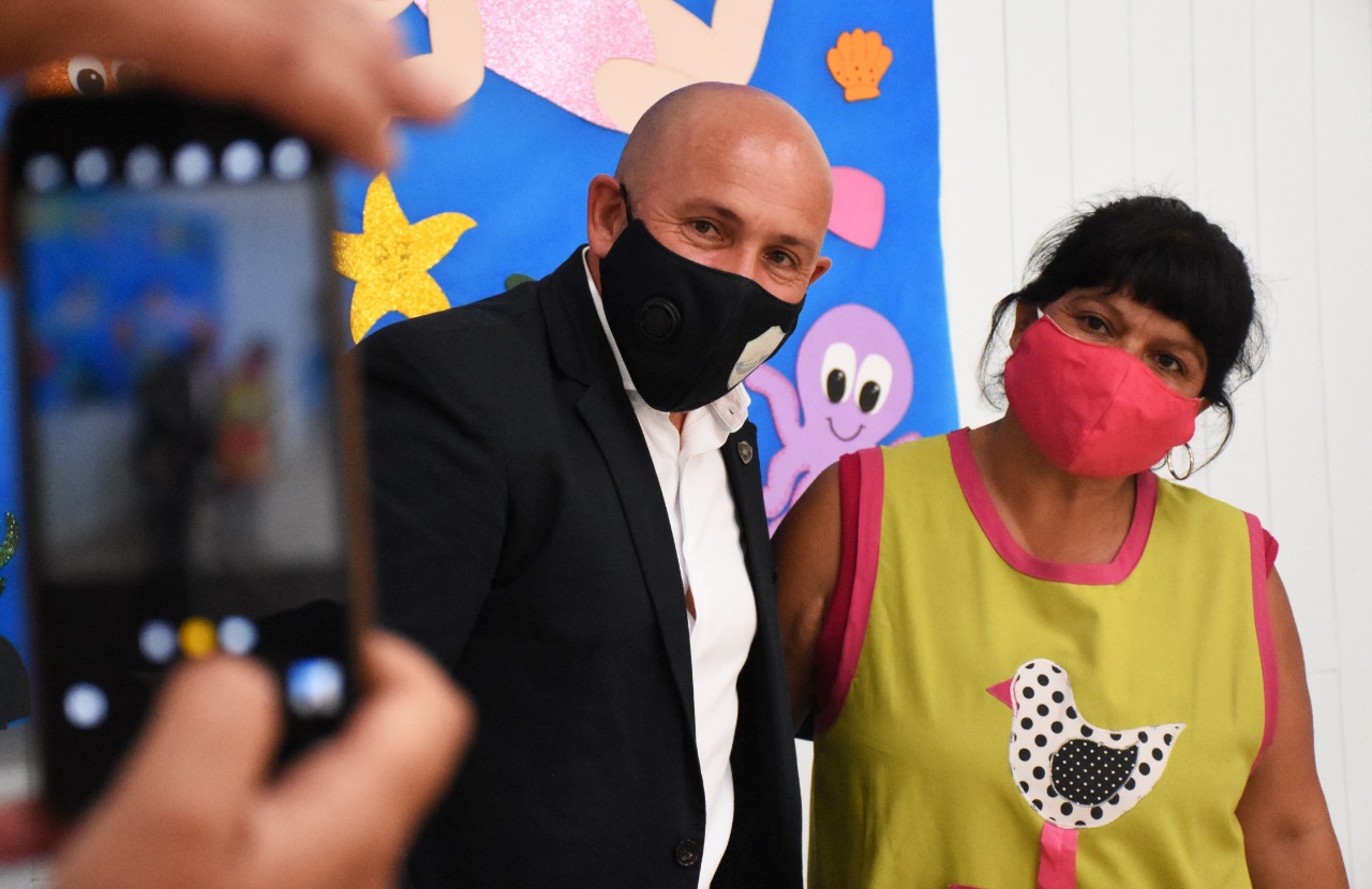 SASTRE ACOMPAÑÓ EL CIERRE DE AÑO DE LOS CENTROS DE PRIMERA INFANCIA