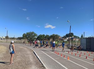 LA ESCUELA MUNICIPAL DE ATLETISMO COMENZÓ LA PRETEMPORADA